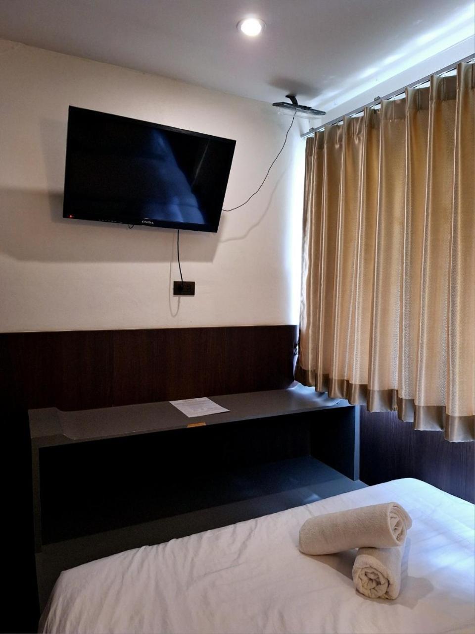 Four Sisters Homestay Bangkok Eksteriør bilde