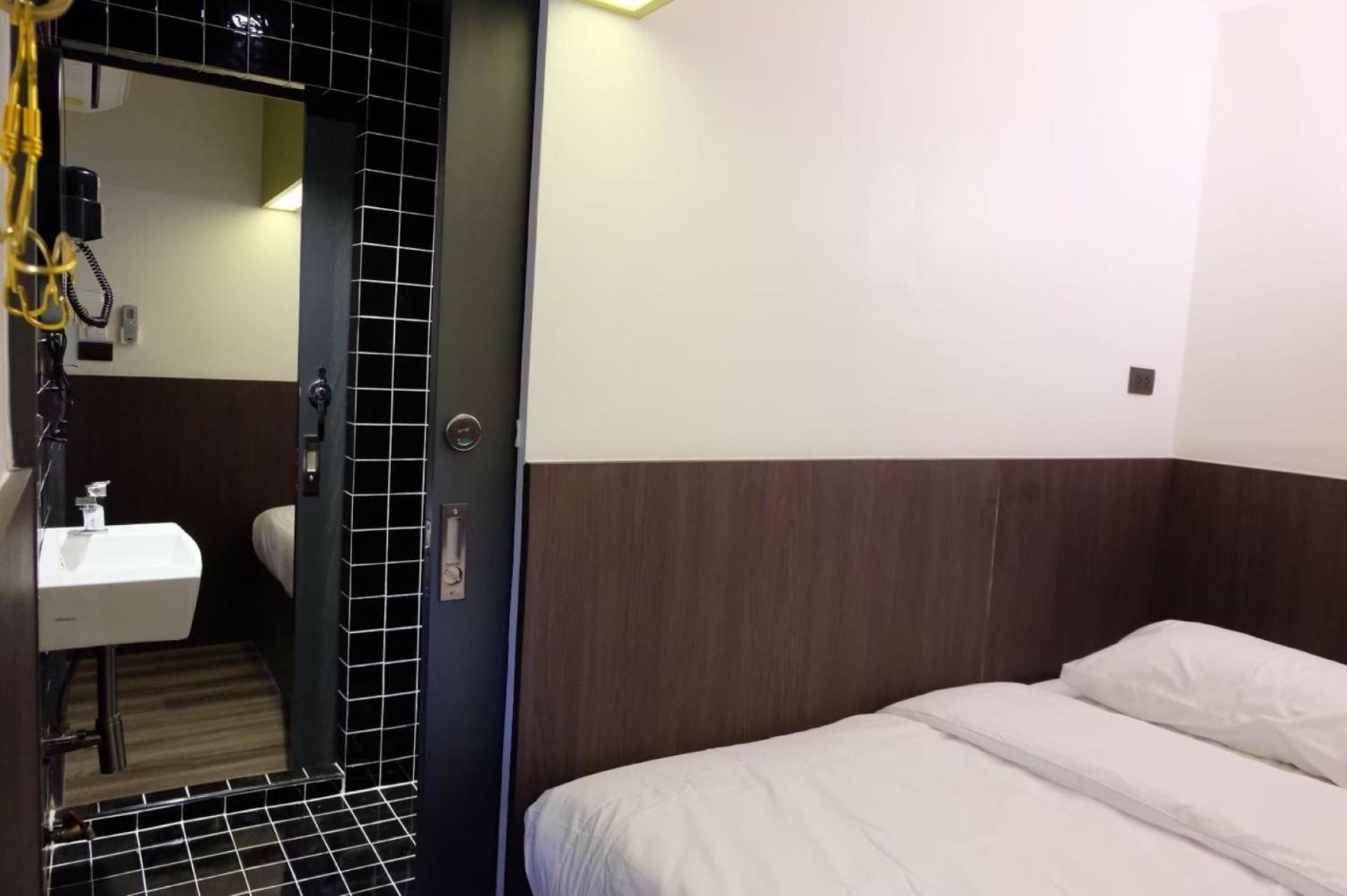 Four Sisters Homestay Bangkok Eksteriør bilde