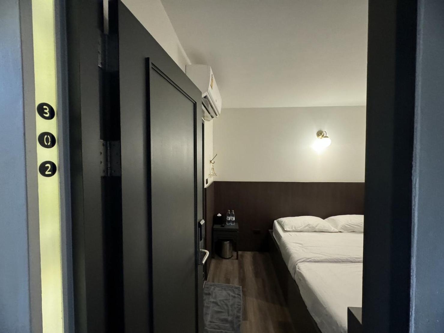 Four Sisters Homestay Bangkok Eksteriør bilde