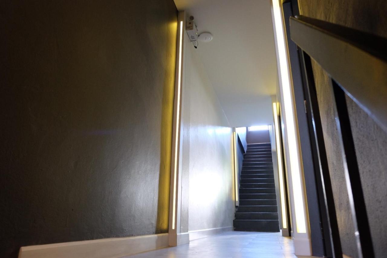 Four Sisters Homestay Bangkok Eksteriør bilde